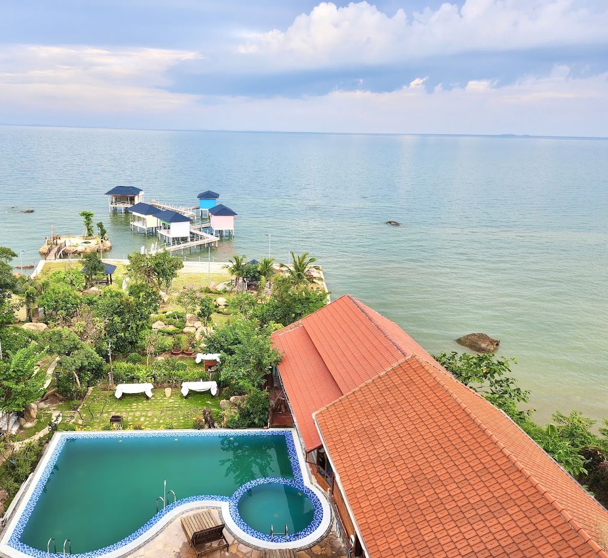 Voyage Phu Quoc Beach Resort room interior in Long Beach